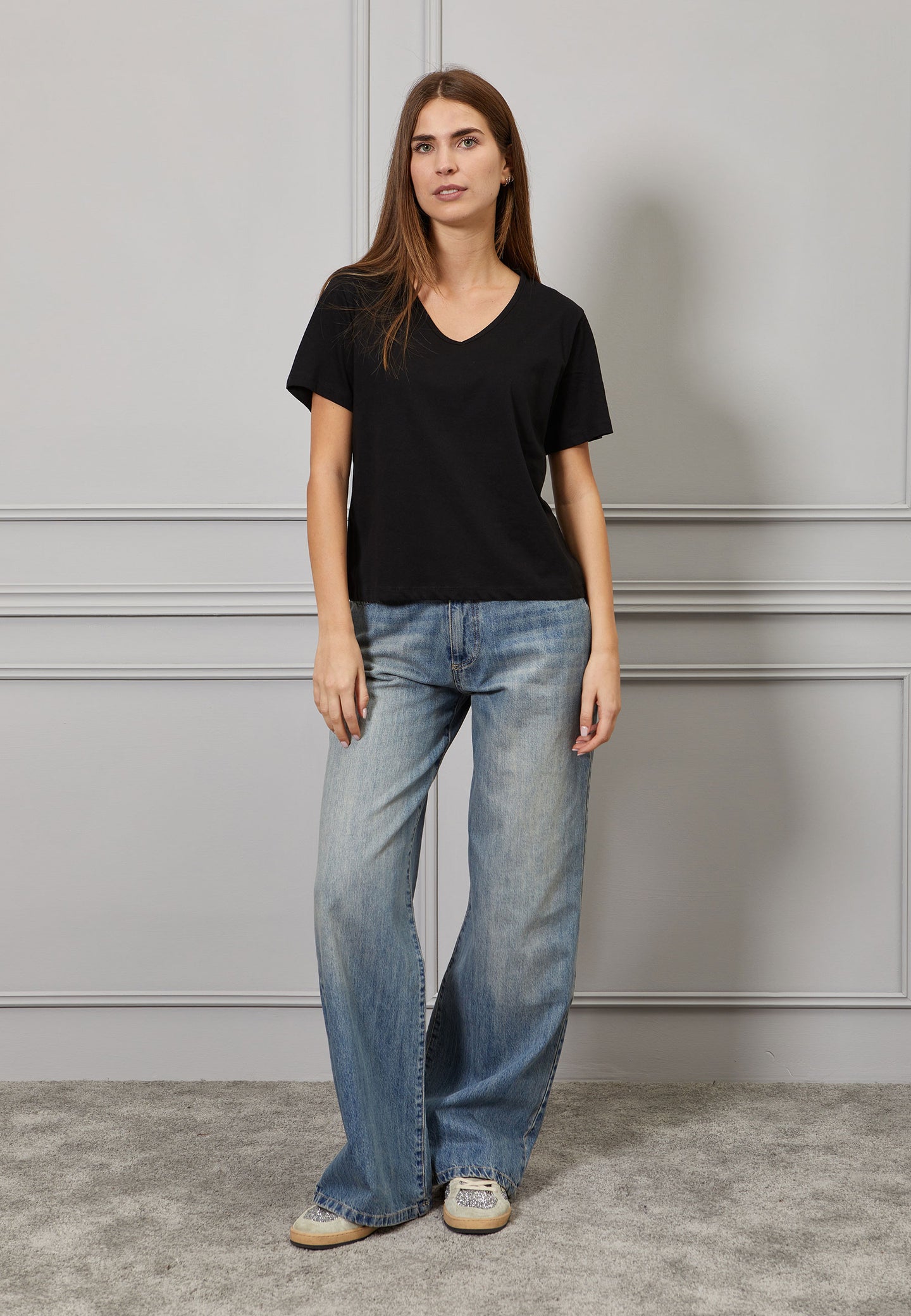 T-shirt over scollo a v