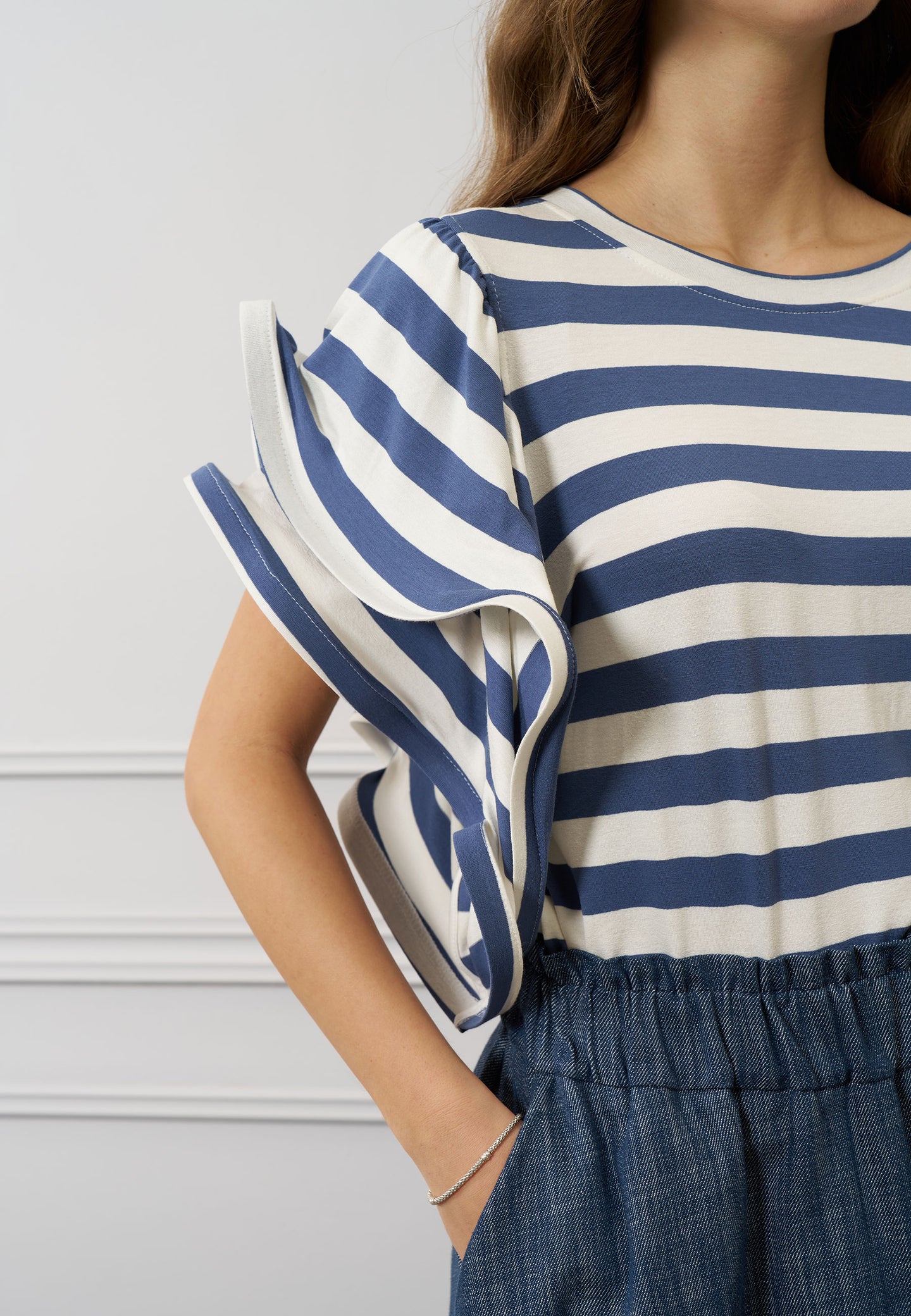 T-shirt righe volant maniche