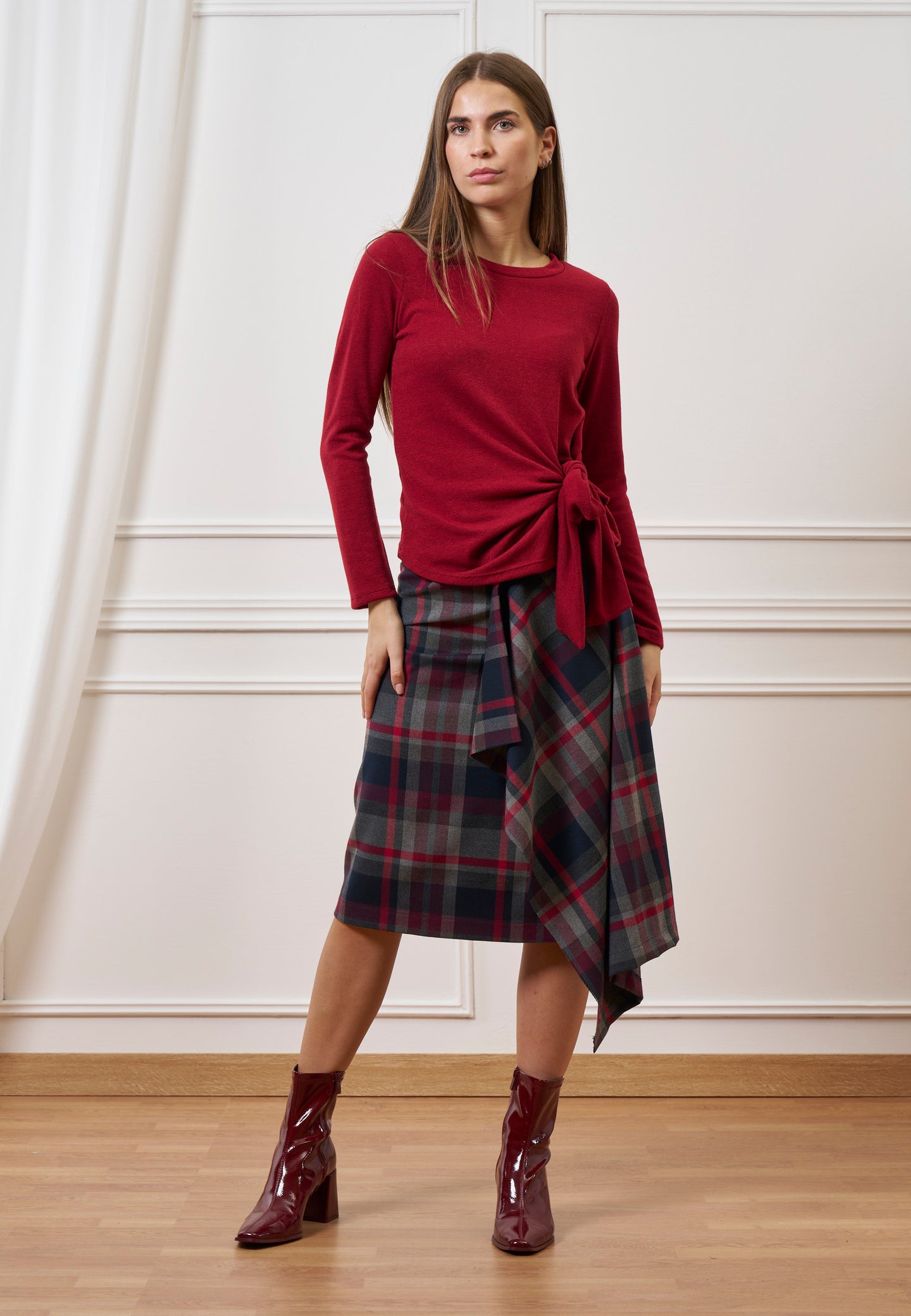 Gonna midi a quadri con volant