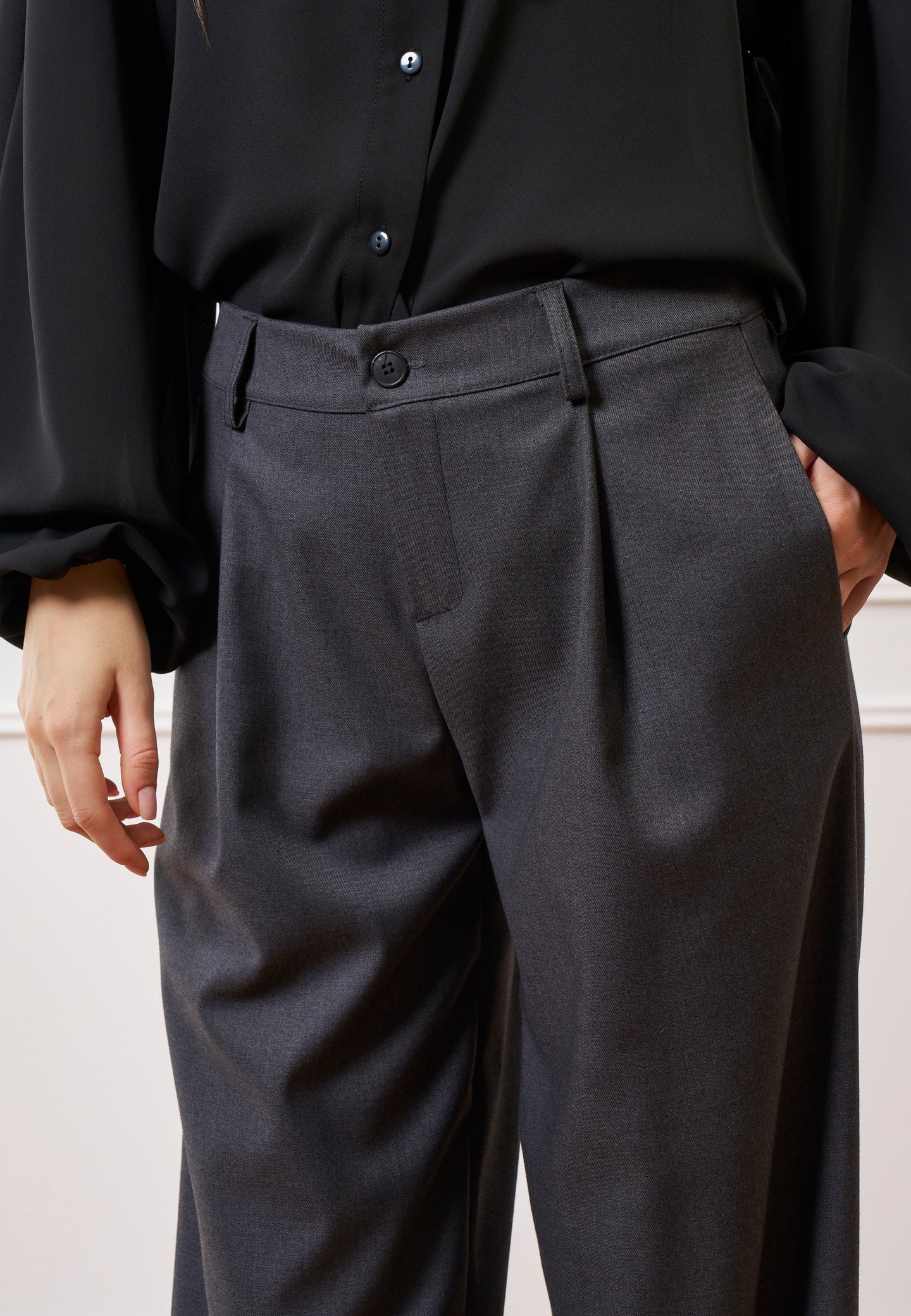 Pantalone con elastico al fondo