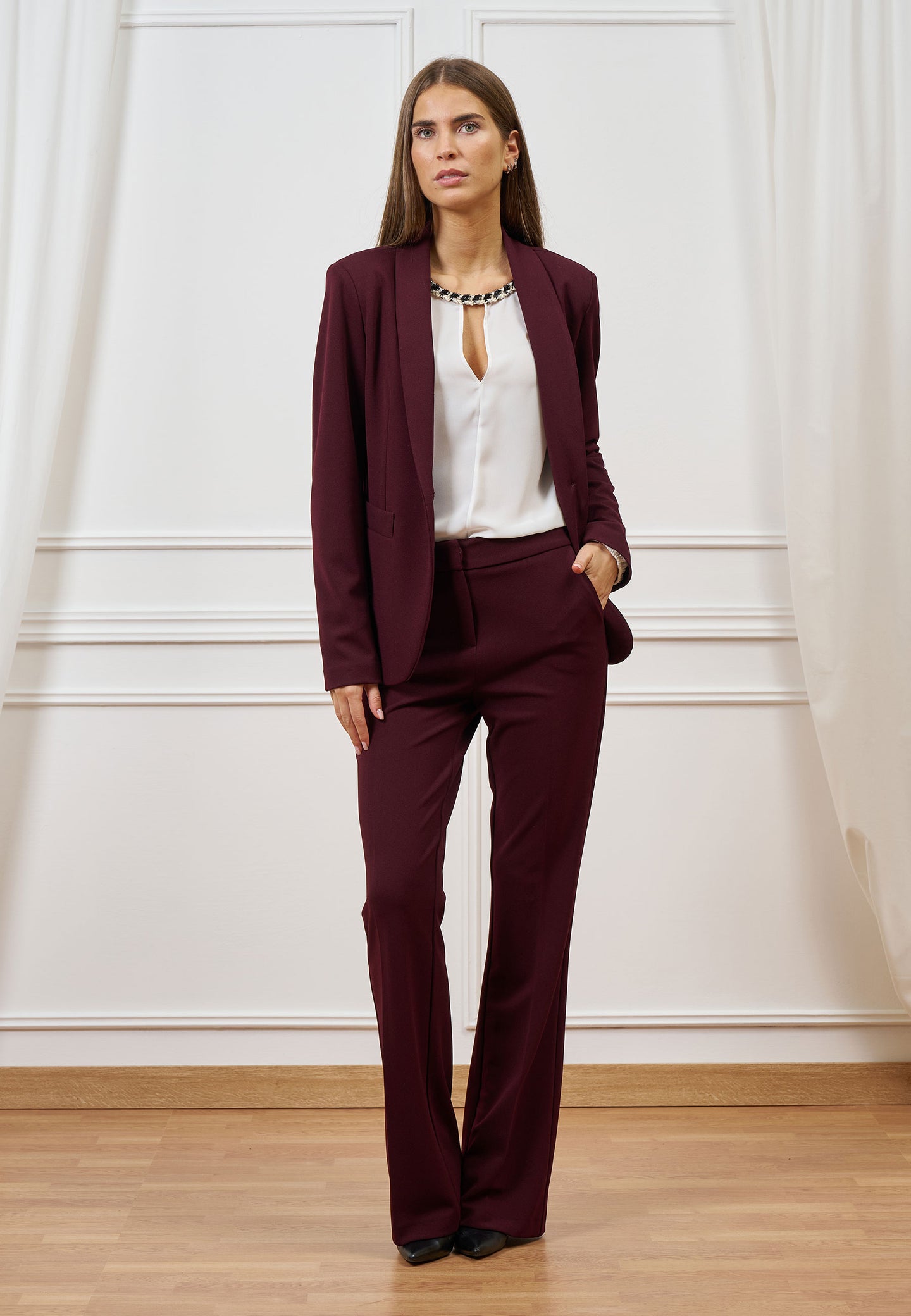 Blusa con scollo a goccia