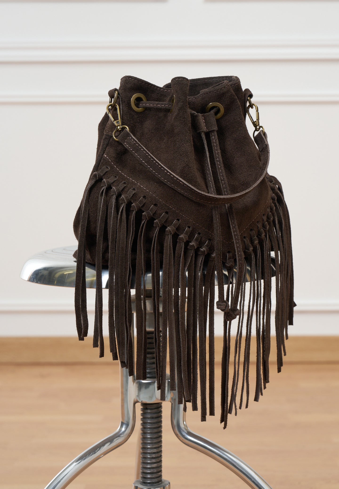 Borsa secchiello con frange