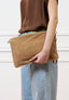Borsa pochette in camoscio con manicotto - BEIGE
