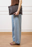 Borsa pochette in pelle con manicotto - MARRONE