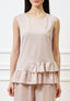 Blusa smanicata con volant sul fondo - BEIGE
