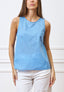 Blusa smanicata con scollo sul retro - CELESTE