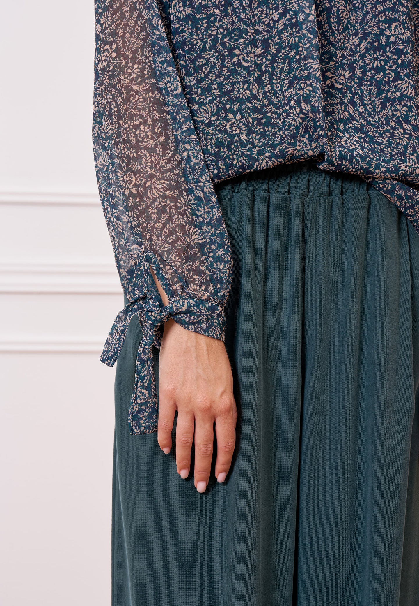 Blusa fantasia fiocchi maniche