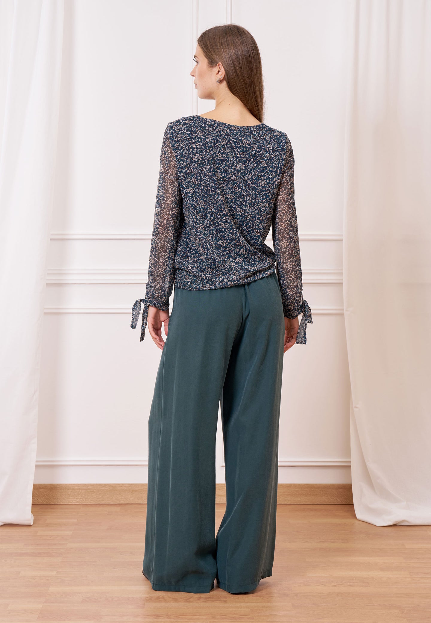 Blusa fantasia fiocchi maniche