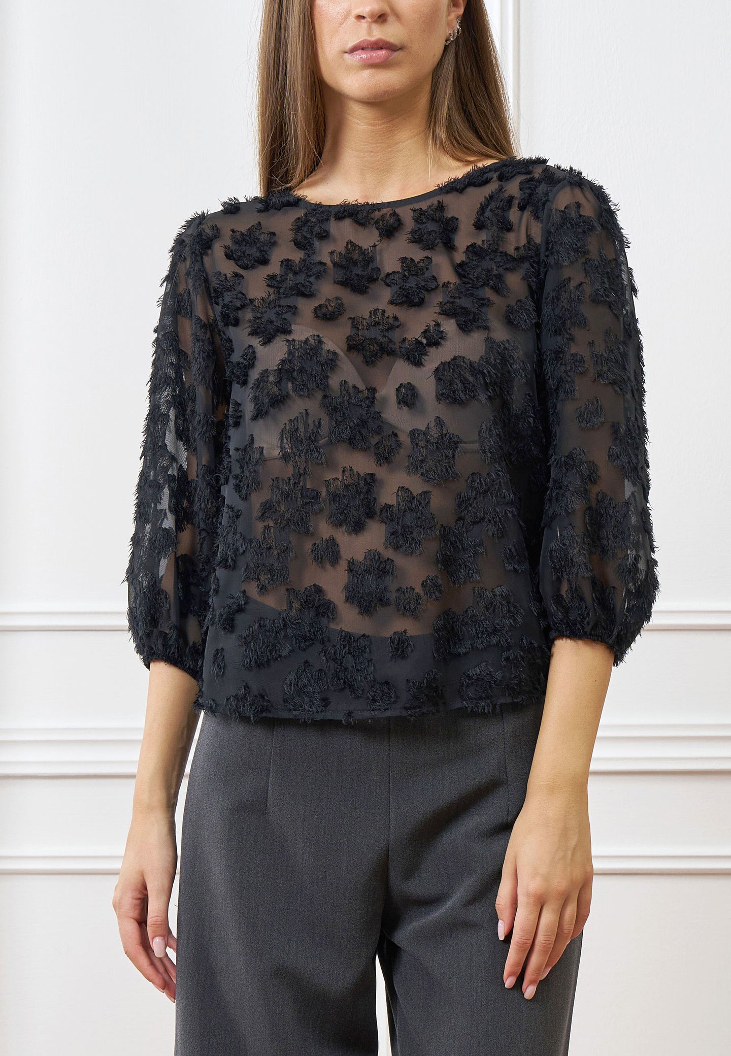 Blusa fiori sfrangiati