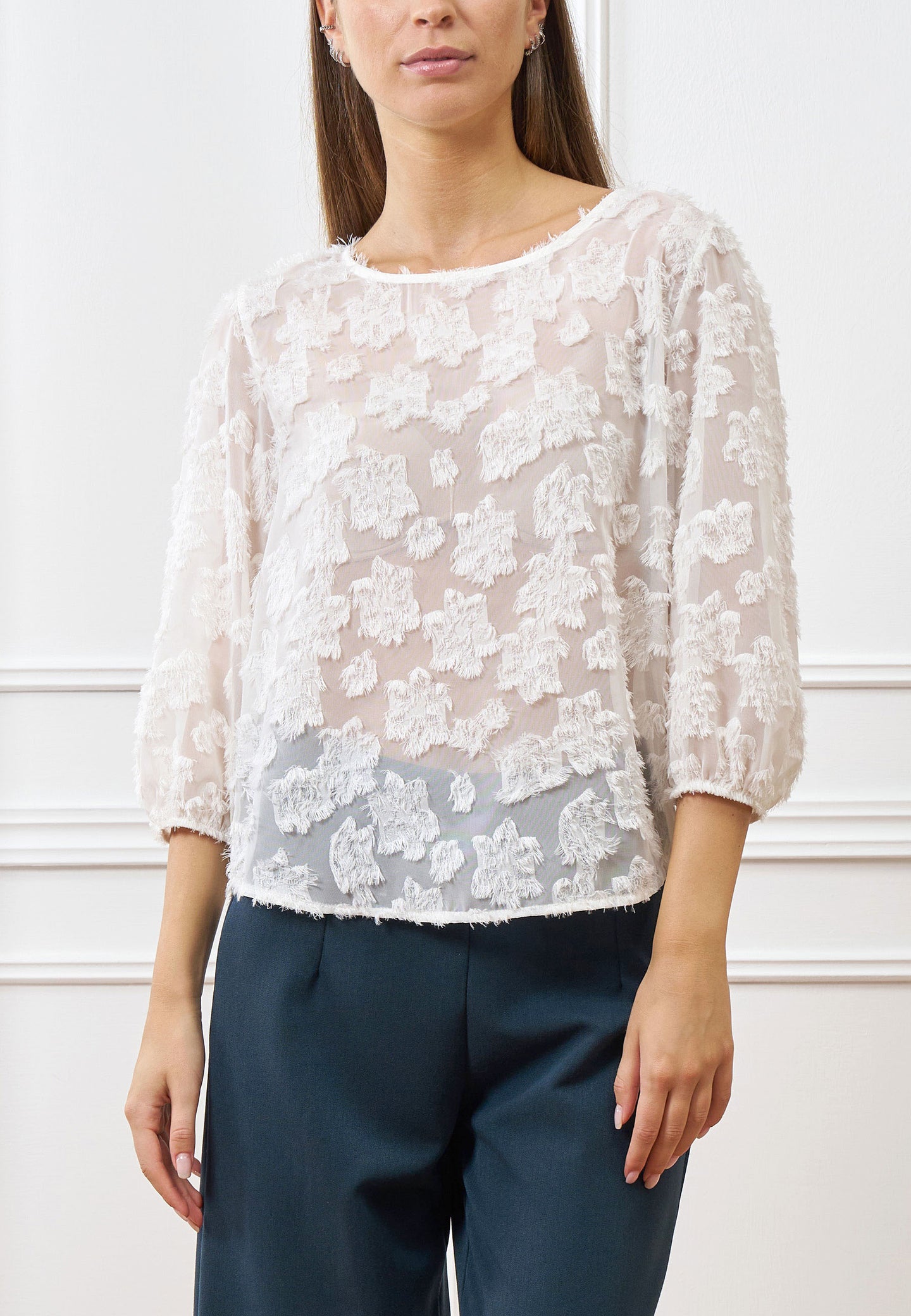 Blusa fiori sfrangiati