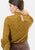    Blusa-in-pizzo-con-spilla