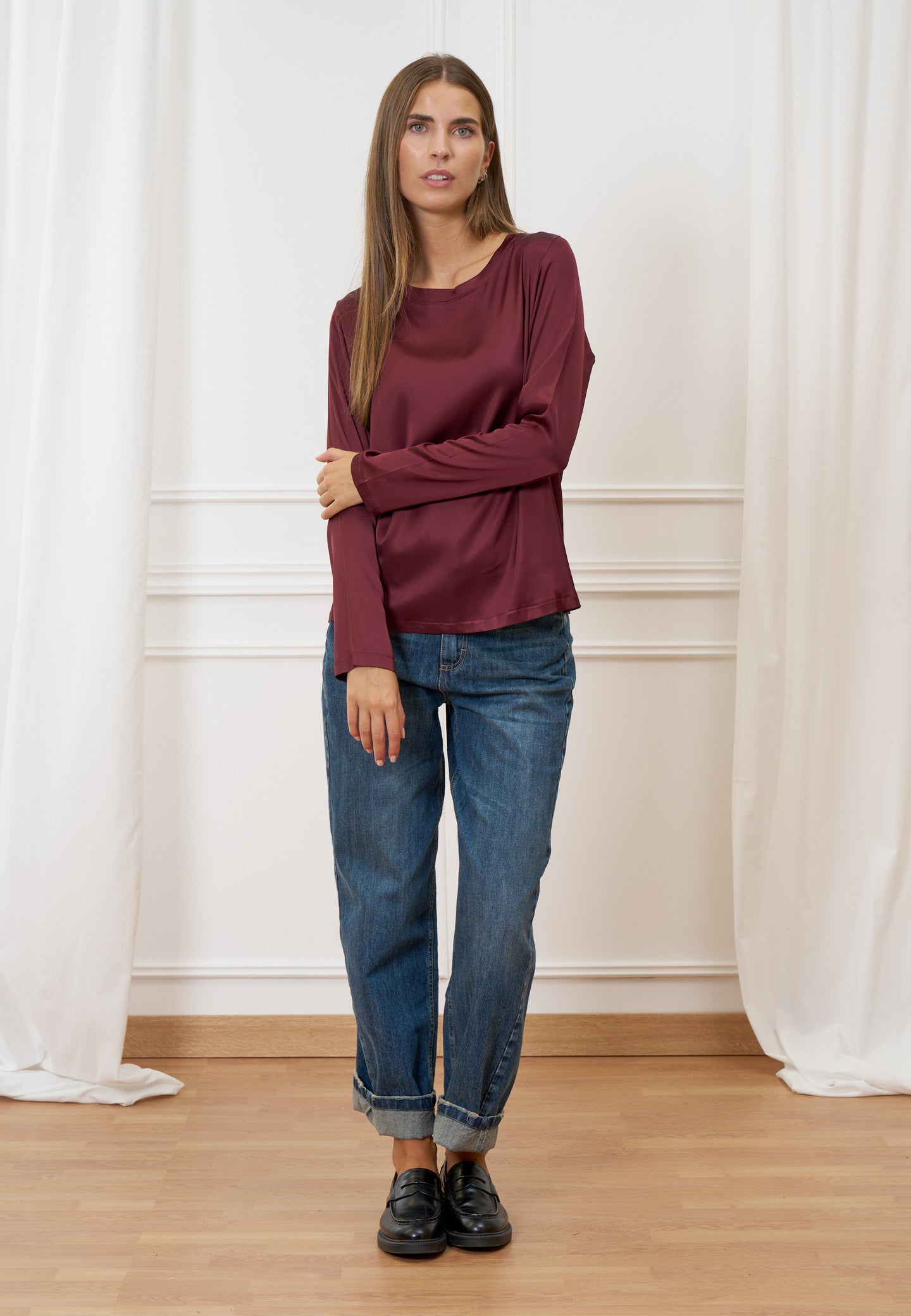 Blusa in raso a manica lunga