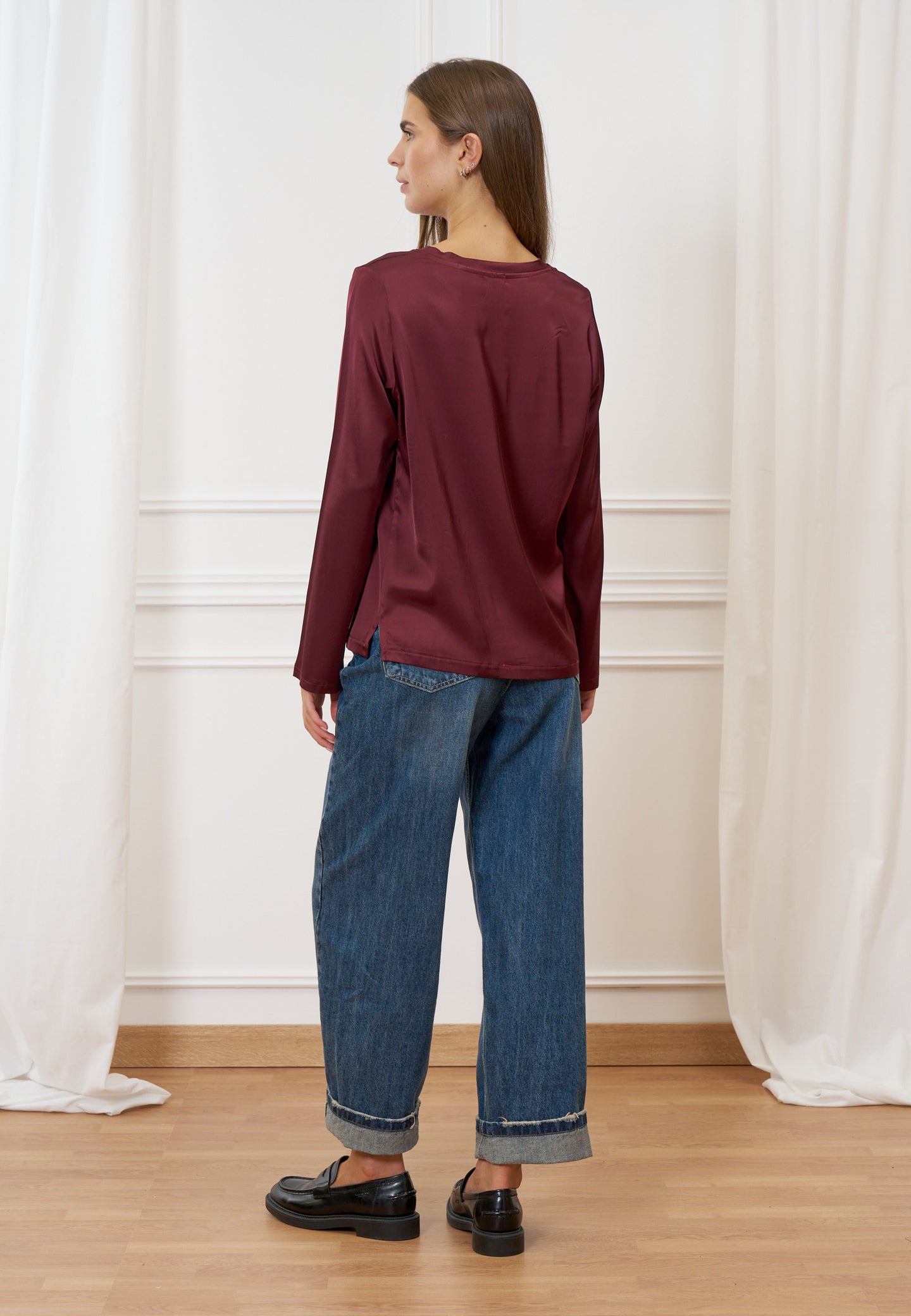 Blusa in raso a manica lunga