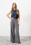 Blusa in raso stretch smanicata