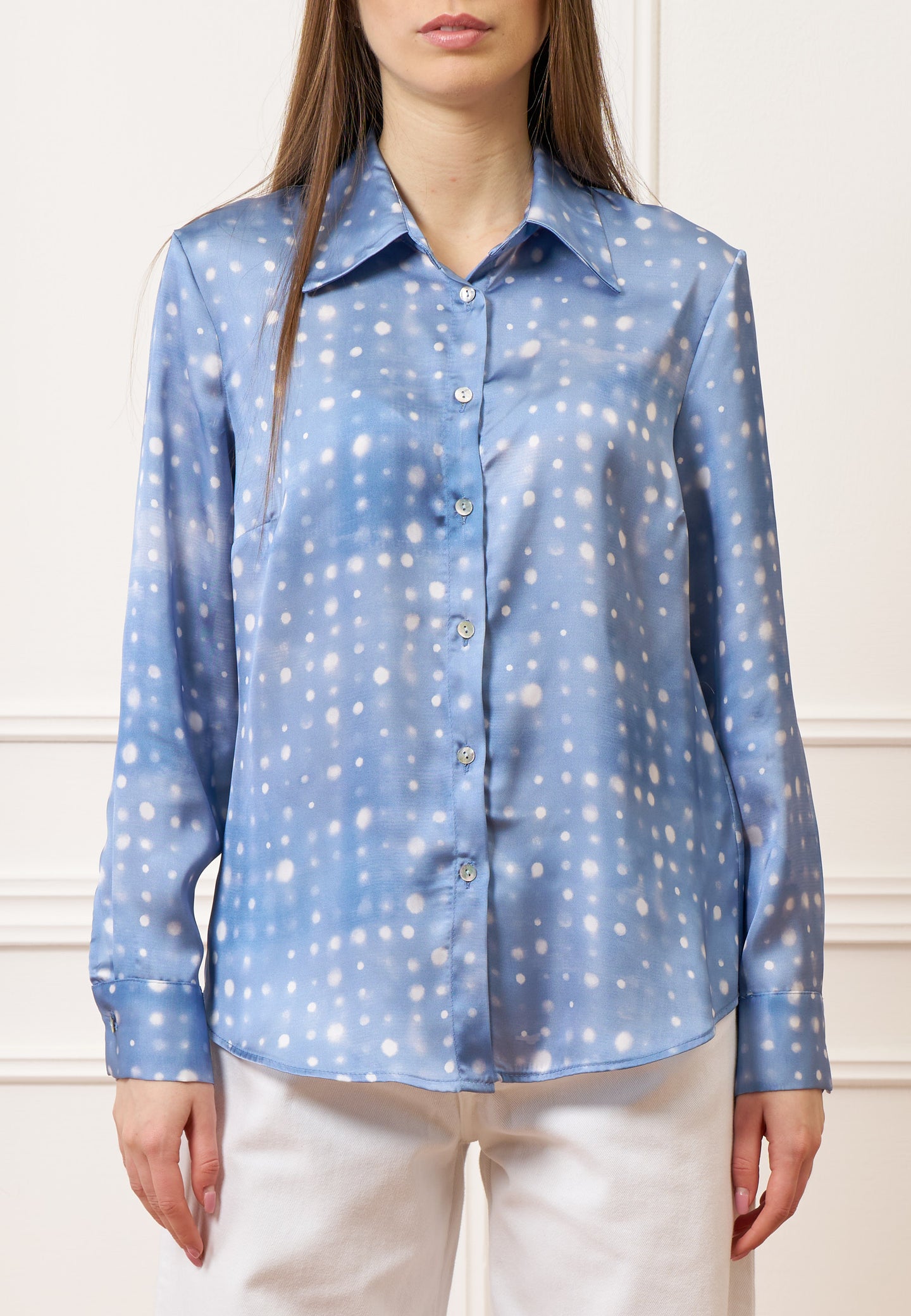 Camicia in raso fantasia a pois