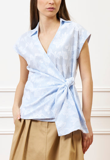 Camicia smanicata incrociata - CELESTE