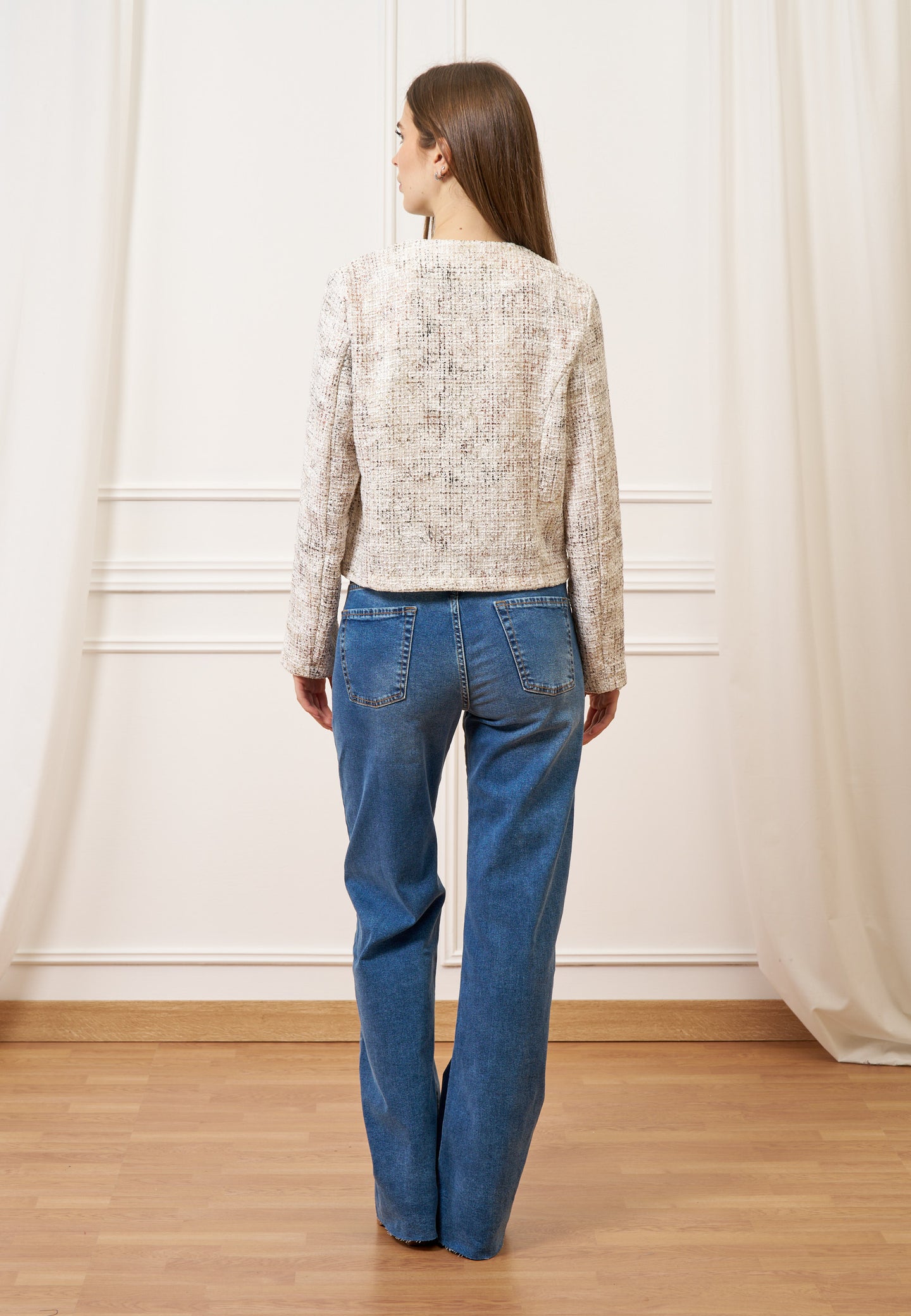 Giacca corta in tweed laminato - AVORIO