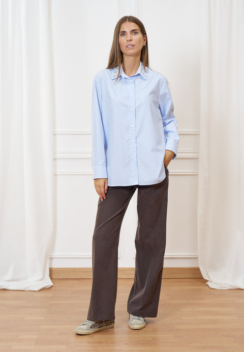 Camicia con applicazioni collo