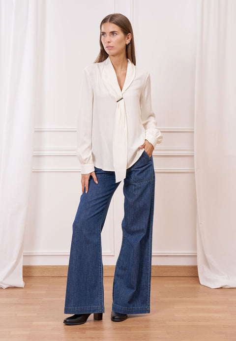 Camicia cravatta con accessorio