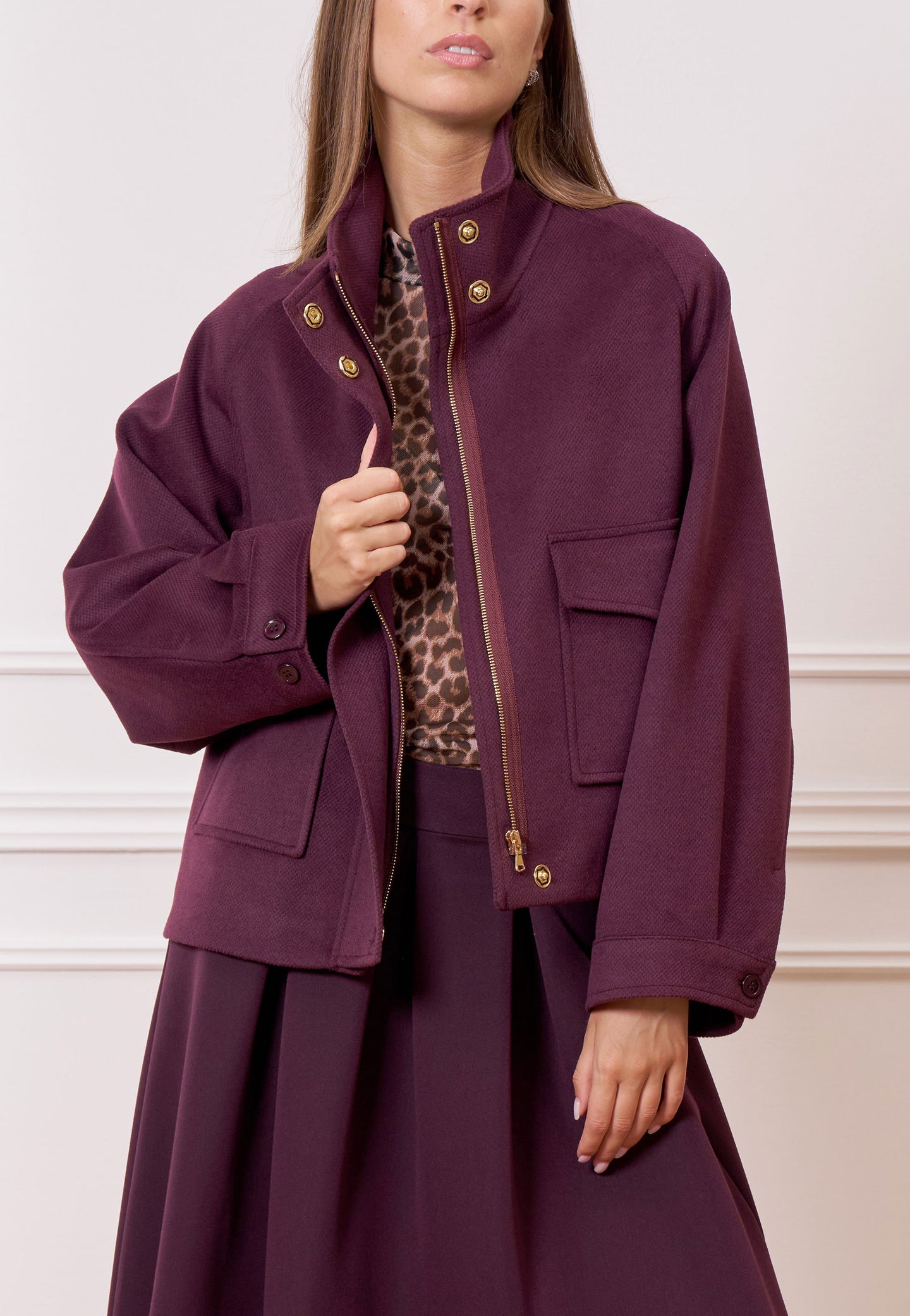 Cappotto corto tasche frontali