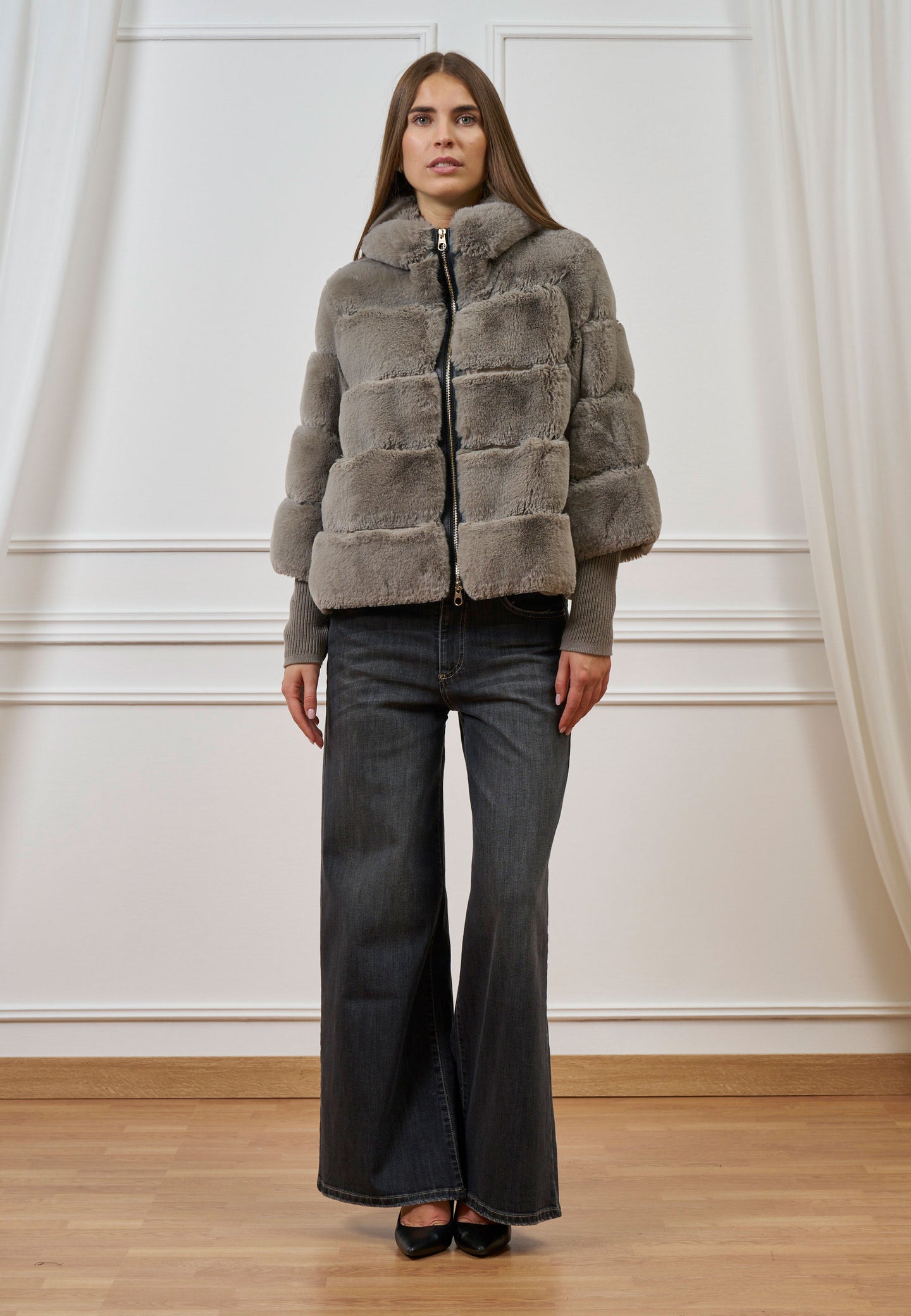 Cappotto in ecopelliccia con zip