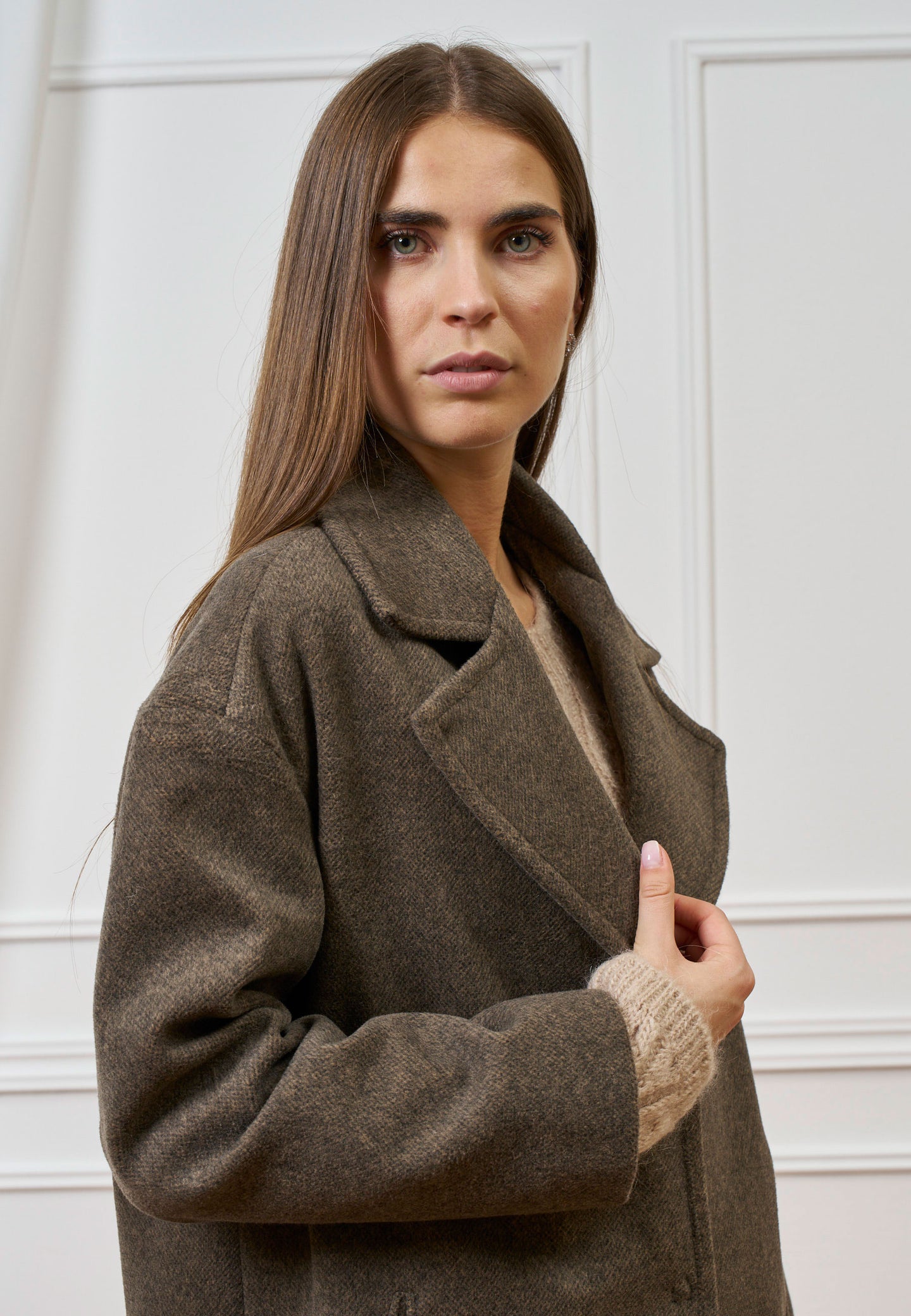 Cappotto midi con spalla scesa