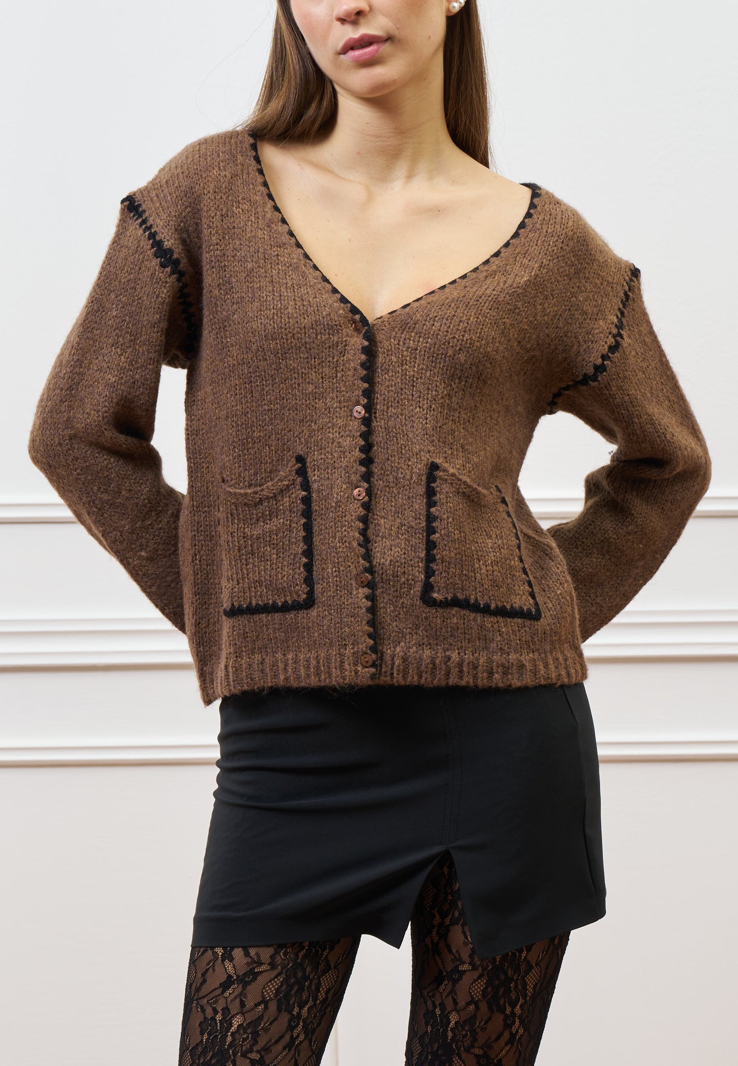 Cardigan con profili a contrasto