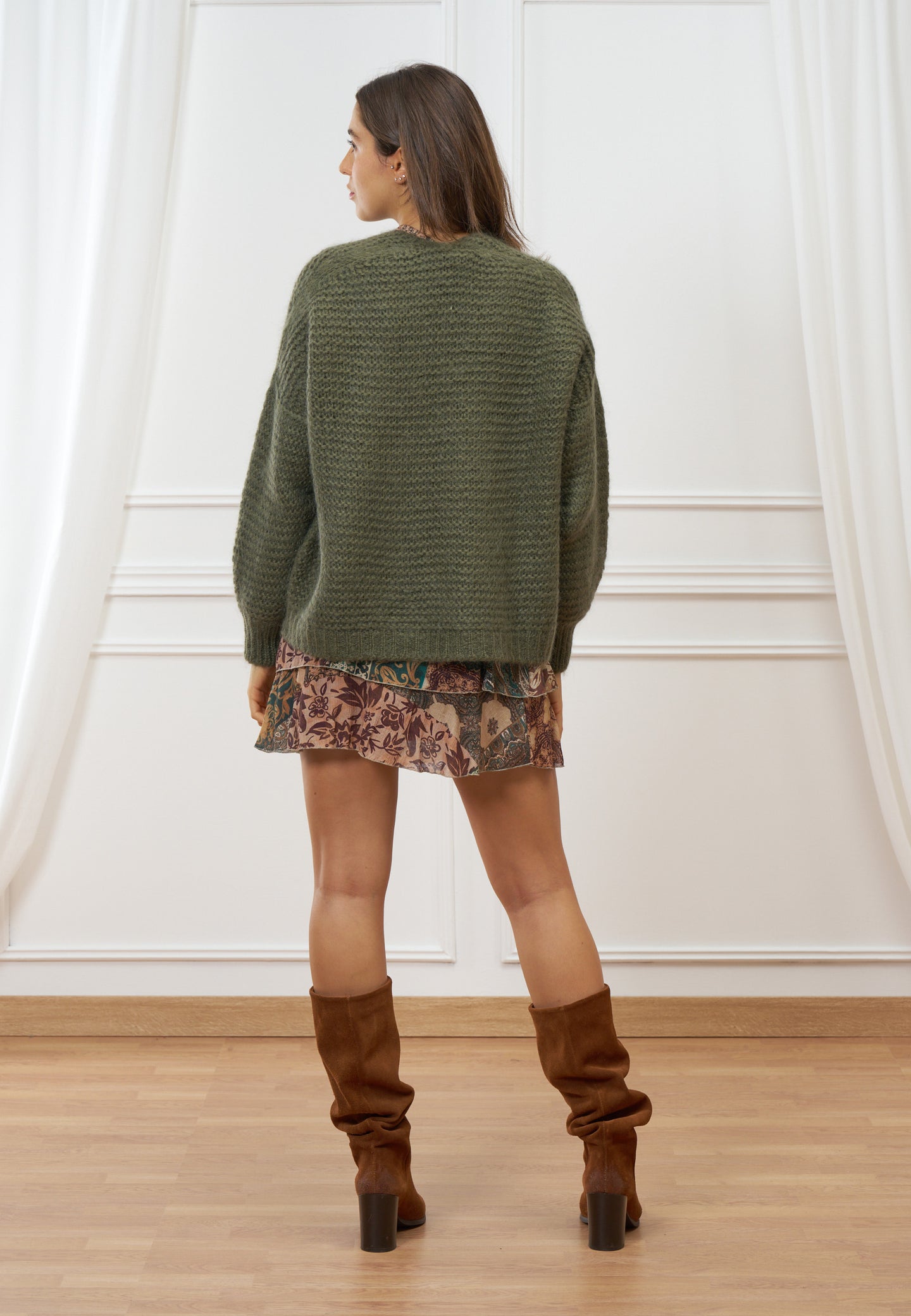 Cardigan over aperto