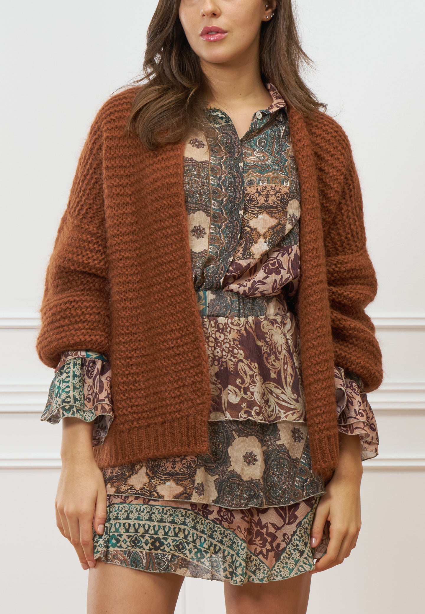 Cardigan over aperto