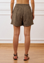 Bermuda con ricami tono su tono - BEIGE