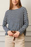 T-shirt over a righe