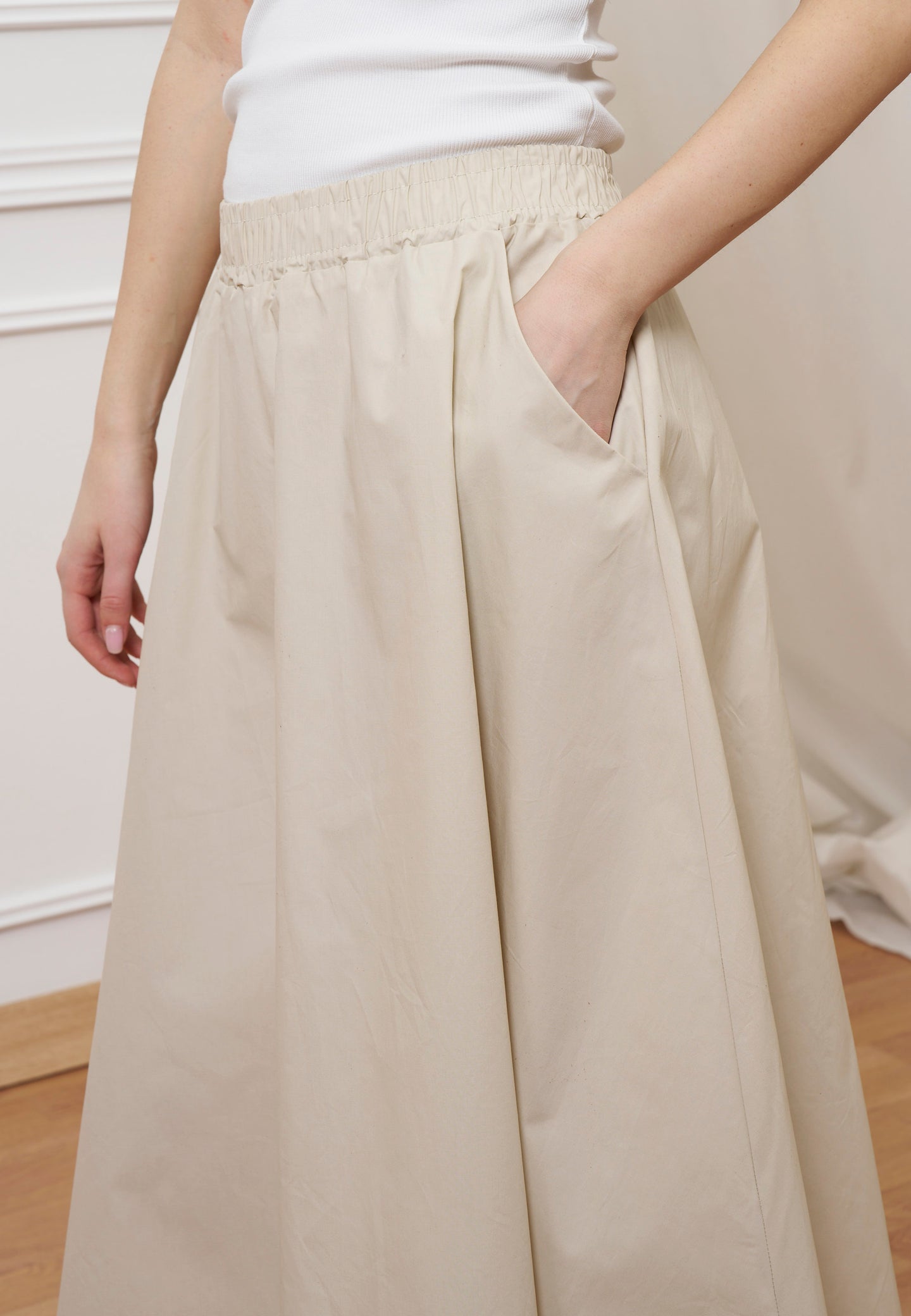 Gonna midi con elastico in vita - BEIGE