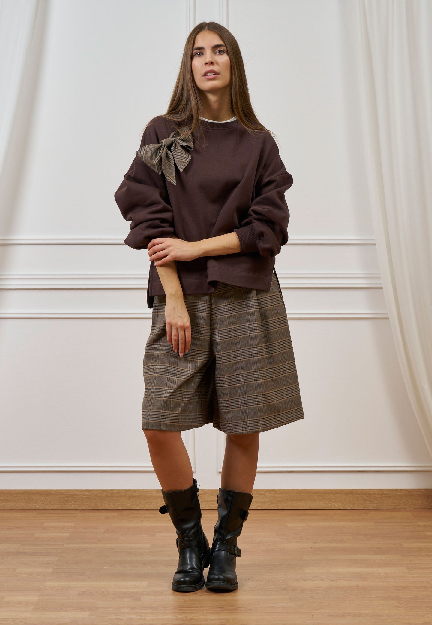 Felpa over con fiocco a quadri