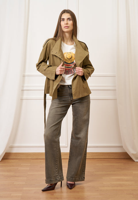 Trench corto con cintura