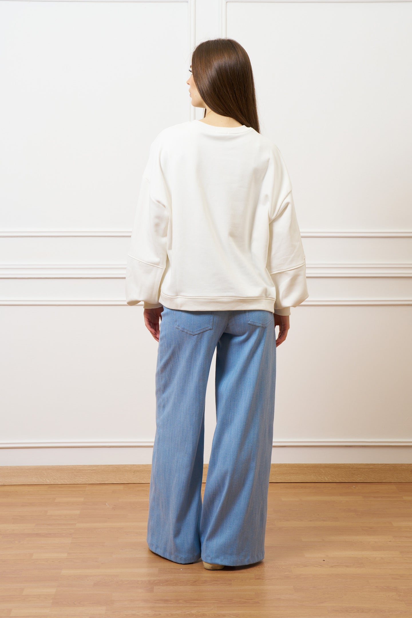 Felpa con ricamo e spacchi - AVORIO