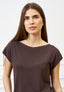 Maglia con scollo a barca smanicata - MARRONE