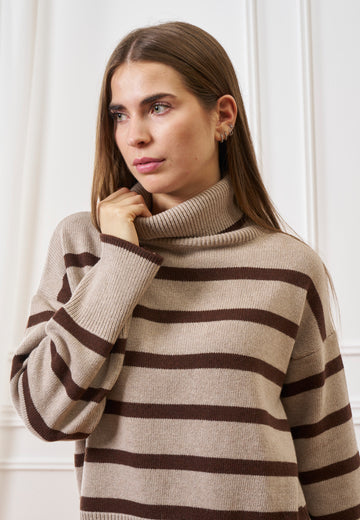 Maglia a righe con collo alto