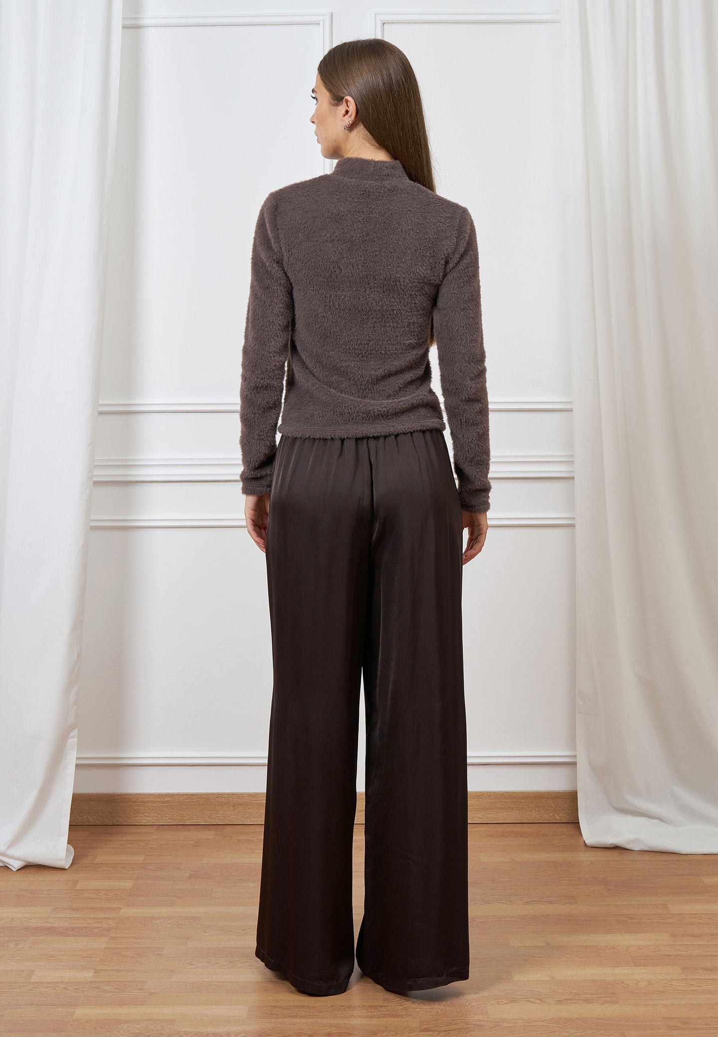 Maglia collo alto effetto peluche