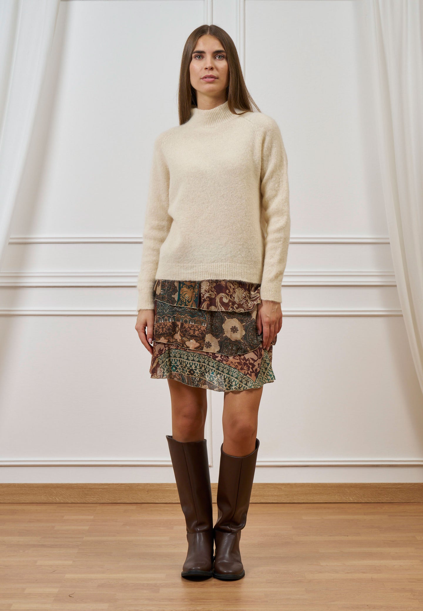 Maglia con collo a cratere