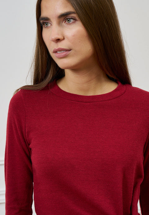 Maglia con nodo in vita