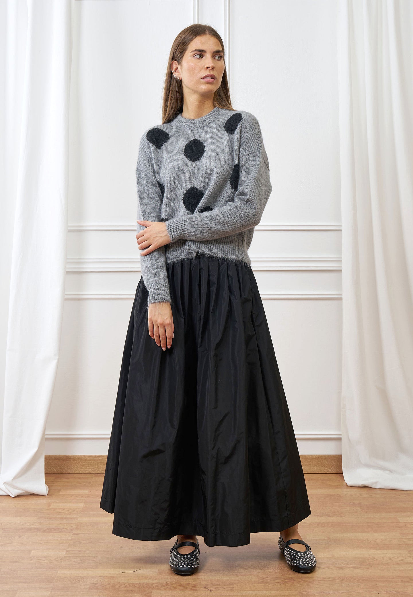 Maglia con pois a contrasto