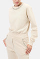    Maglia-in-felpa-con-collana