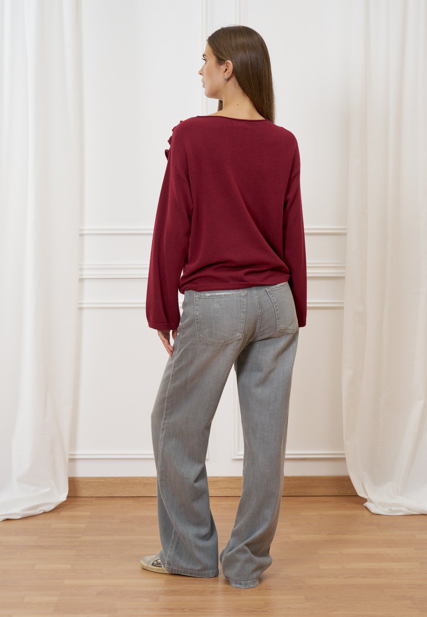 Maglia morbida volant spalla