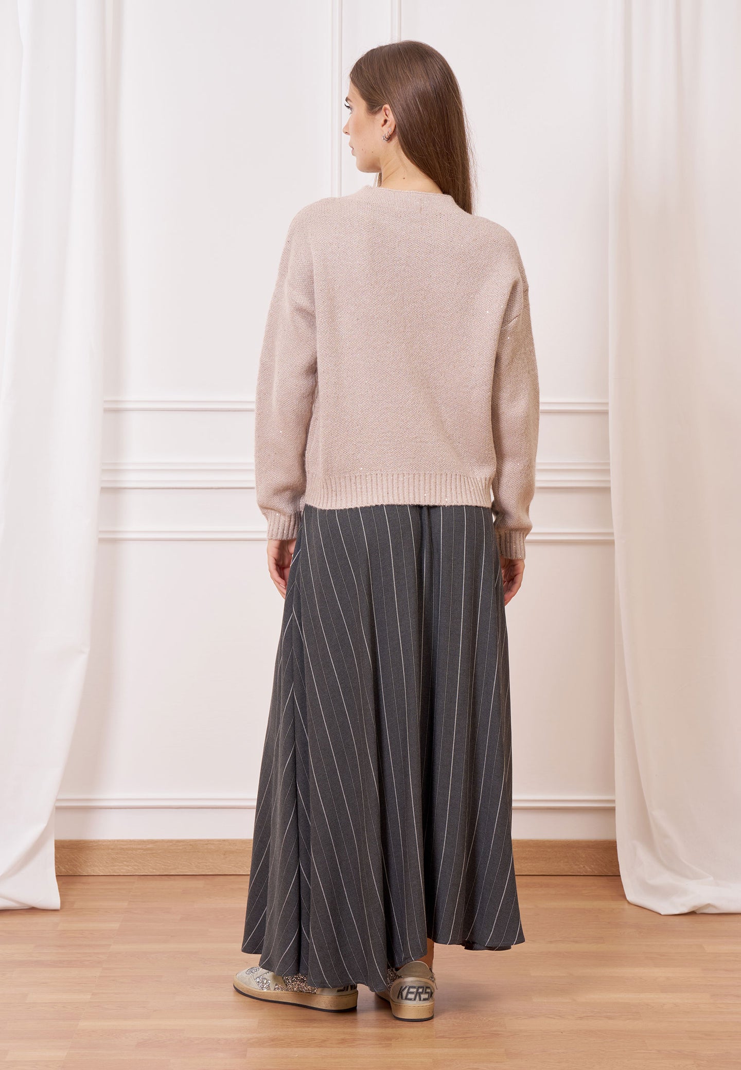 Maglia paillettes collo cratere