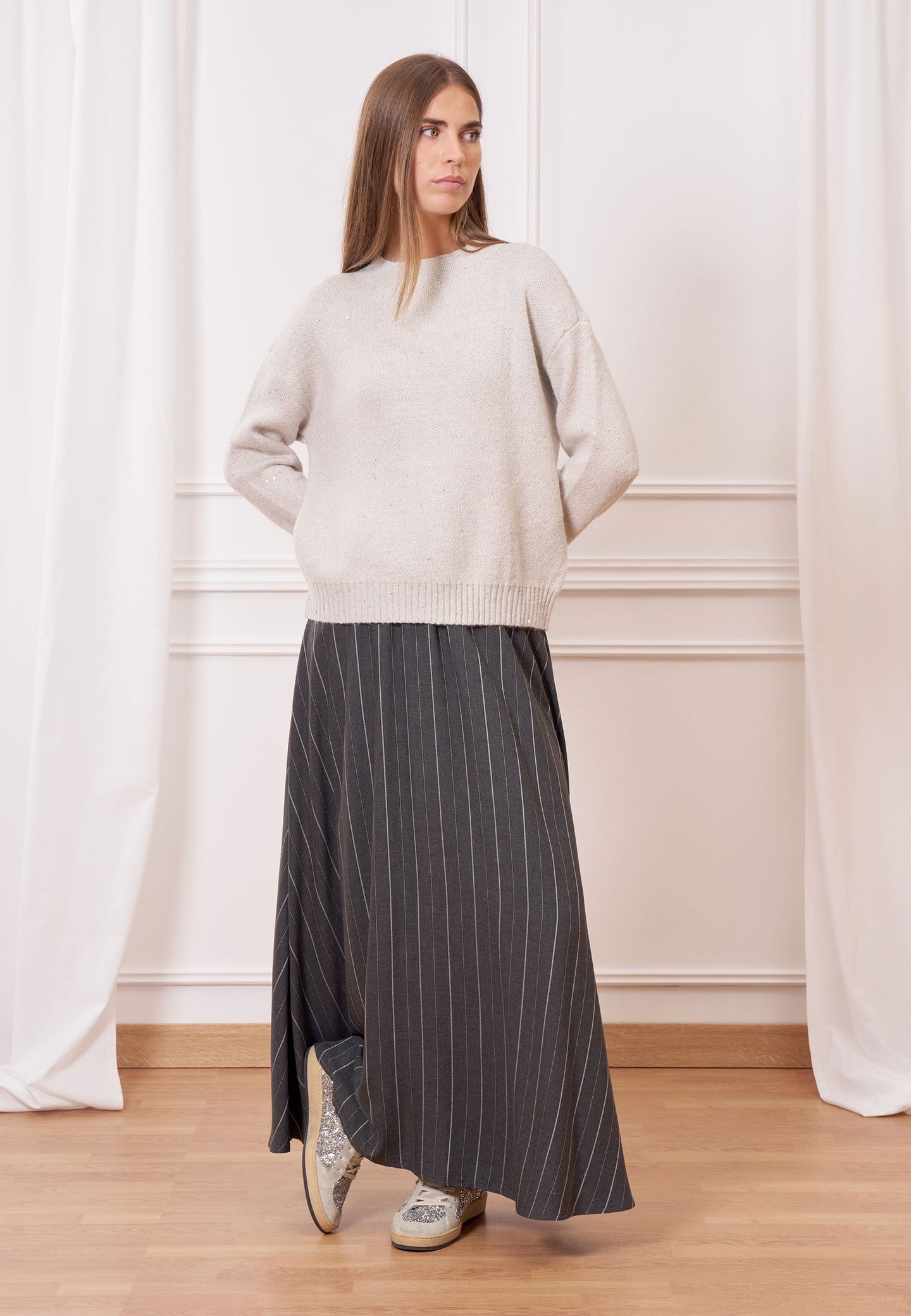 Maglia paillettes collo cratere