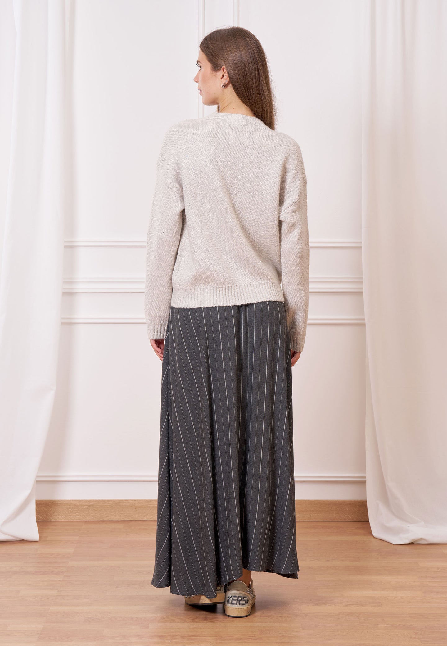 Maglia paillettes collo cratere