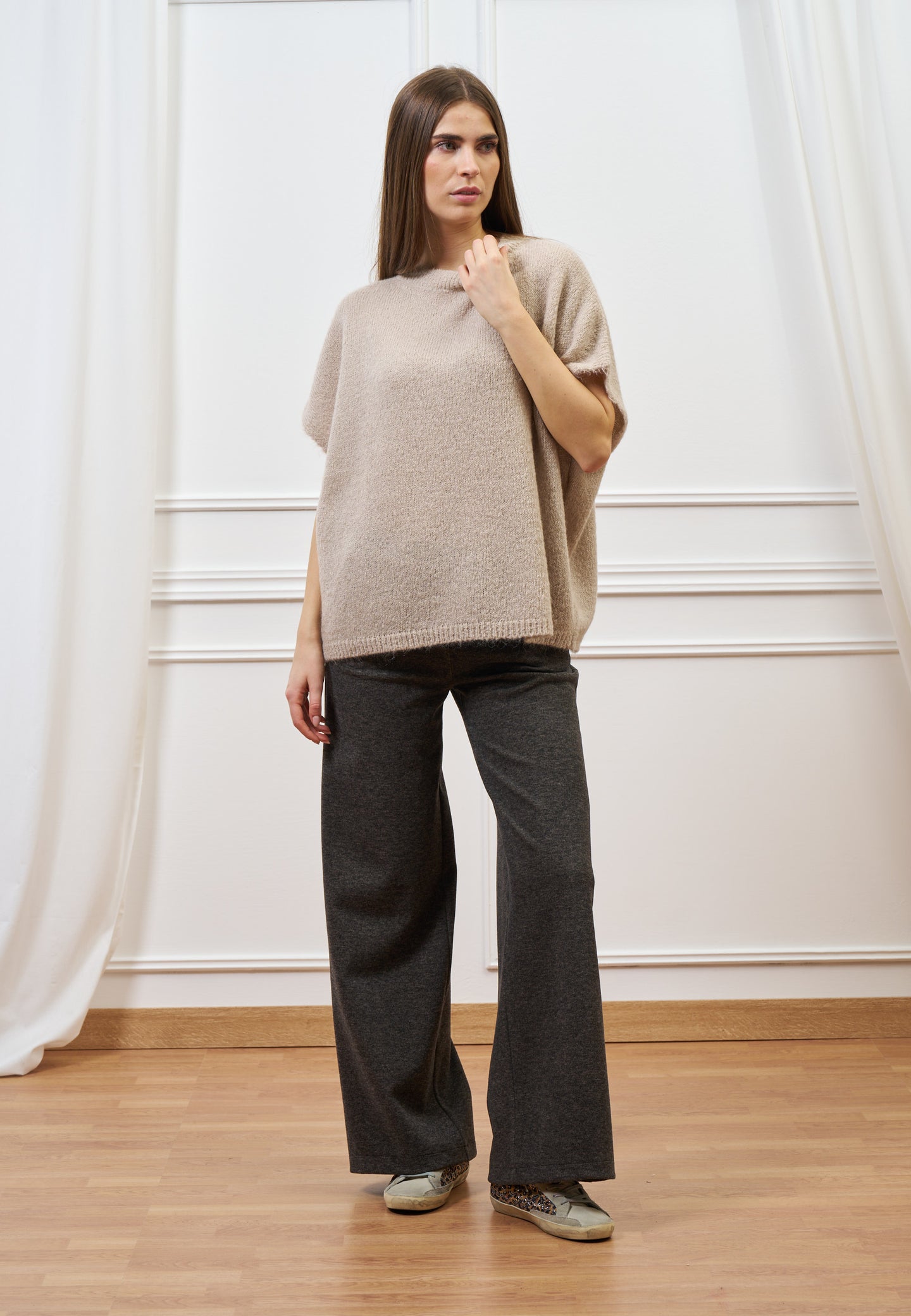 Maglia smanicata in mohair