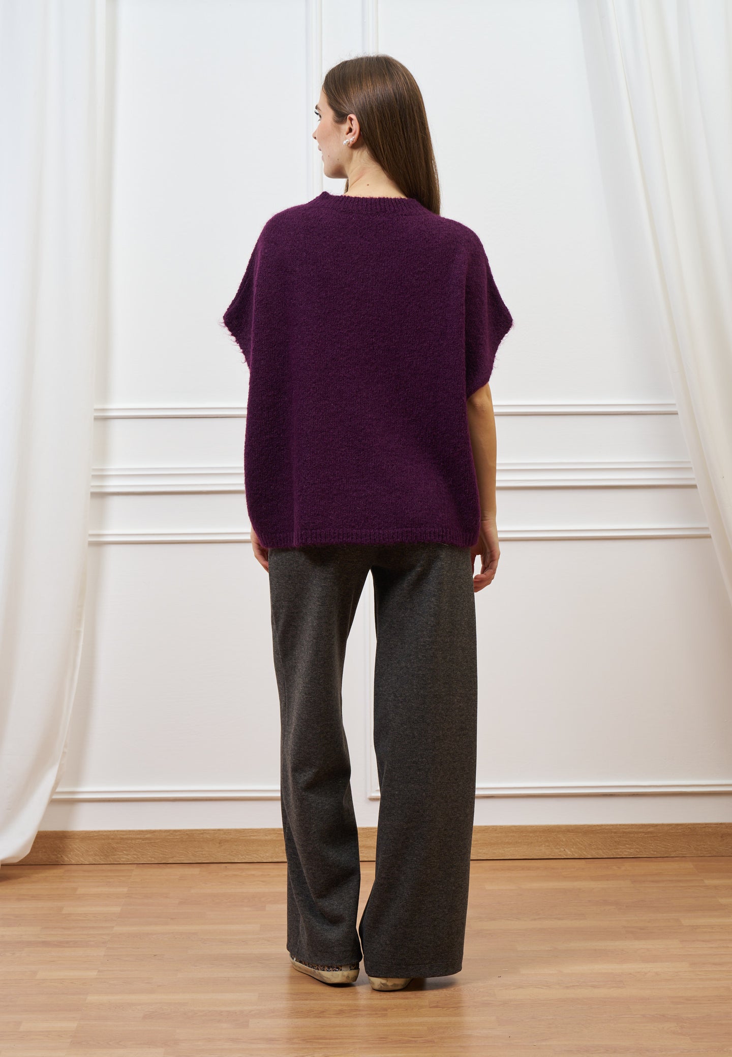 Maglia smanicata in mohair