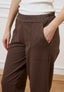 Pantalone mom fit in felpa  - MARRONE
