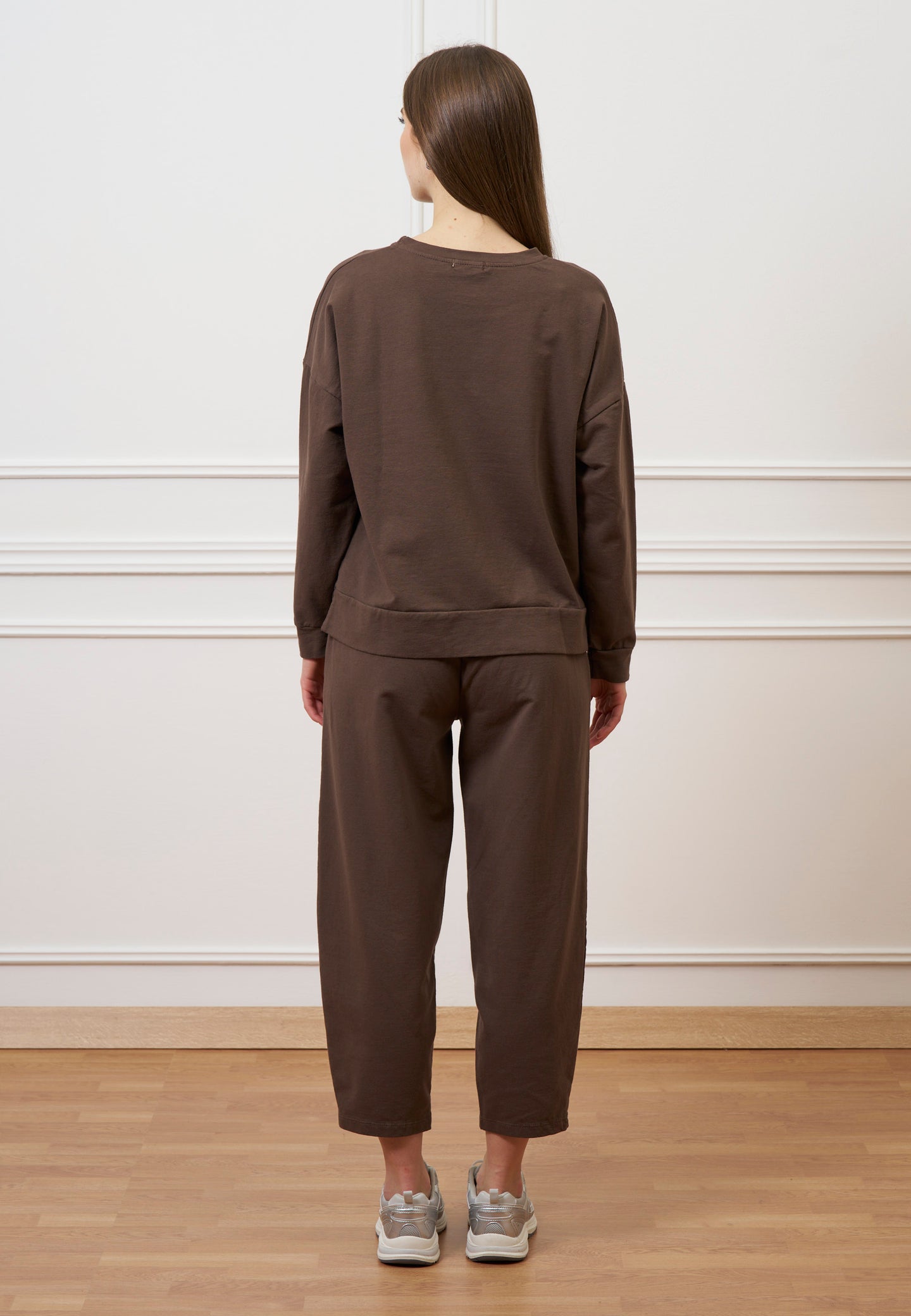 Pantalone mom fit in felpa  - MARRONE